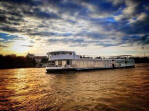 fot. Żegluga Warszawska