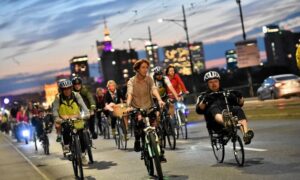 Facebook - Warszawska Masa Krytyczna