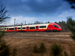 Utrudnienia dla pasażerów linii otwockiej