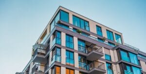 Sprzedaż mieszkań w Warszawie - zalety zakupu mieszkania z rynku pierwotnego 