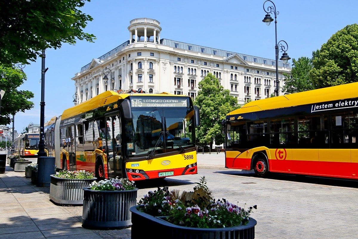 Warszawa stawia na elektryczność. Do MZA trafią kolejne autobusy zeroemisyjne