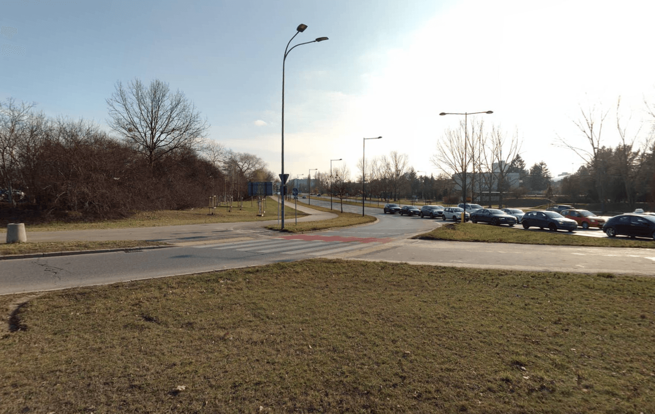 Będzie przebudowa skrzyżowania Doliny Służewieckiej z al. Rodowicza. Dwie firmy chętne na inwestycje